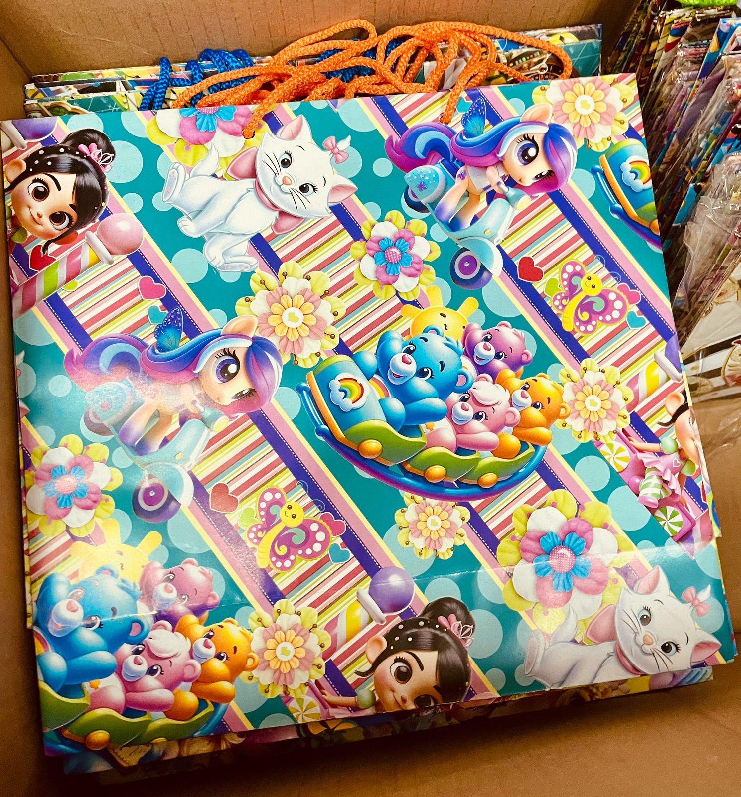 BOLSAS DE REGALO PAPEL COUCHE  GRANDE en INTERNET AROM Coyoacán